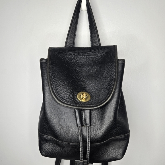 Coach Vintage Mini Backpack Black Leather DayPack 9960 90s brass hardware - Picture 8 of 16
